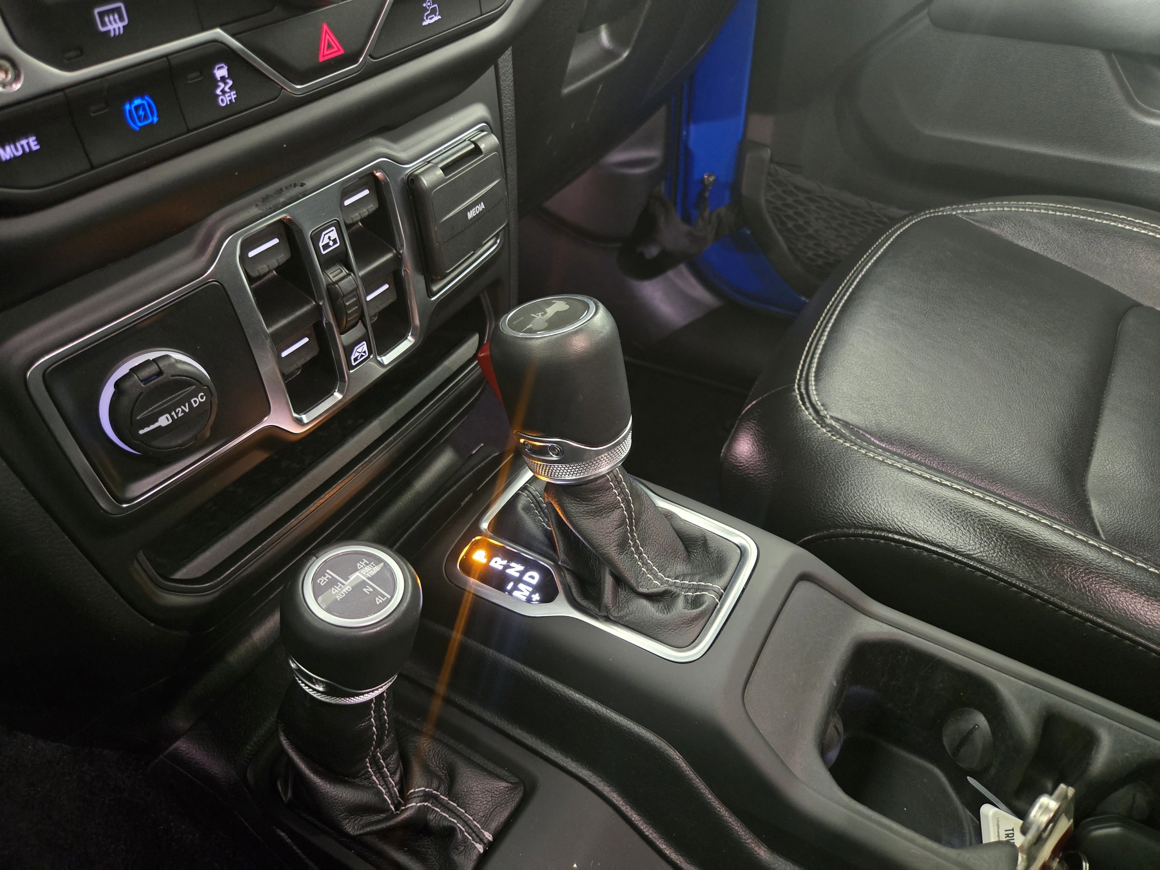 Used 2022 Jeep Wrangler Unlimited Sahara image 23