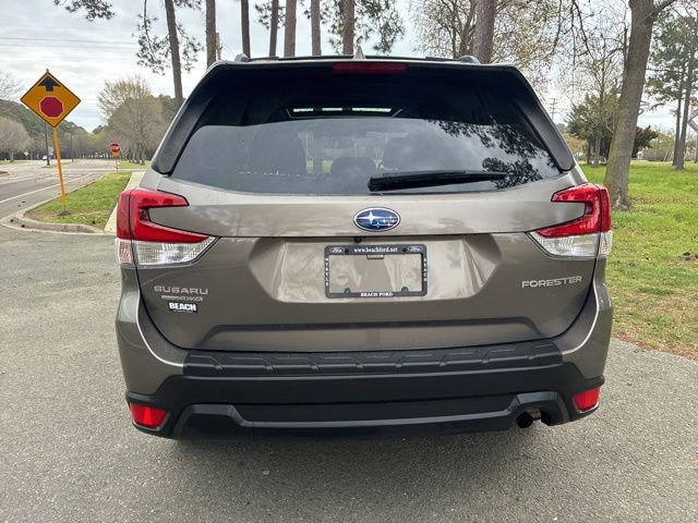 Used 2019 Subaru Forester Premium image 4