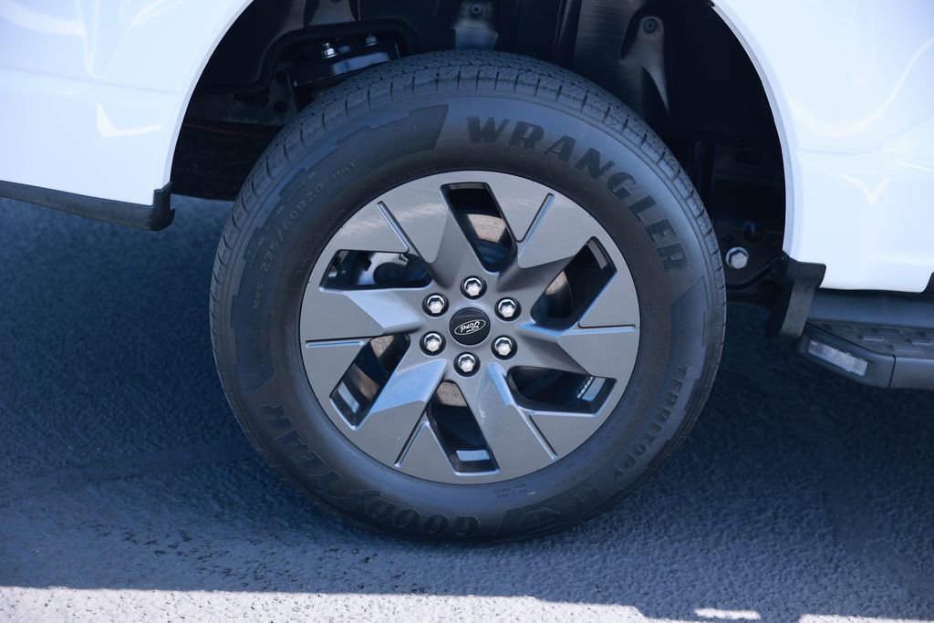 Used 2023 Ford F150 Lightning Lariat w/ Tow Technology Package AWD/4WD image 9