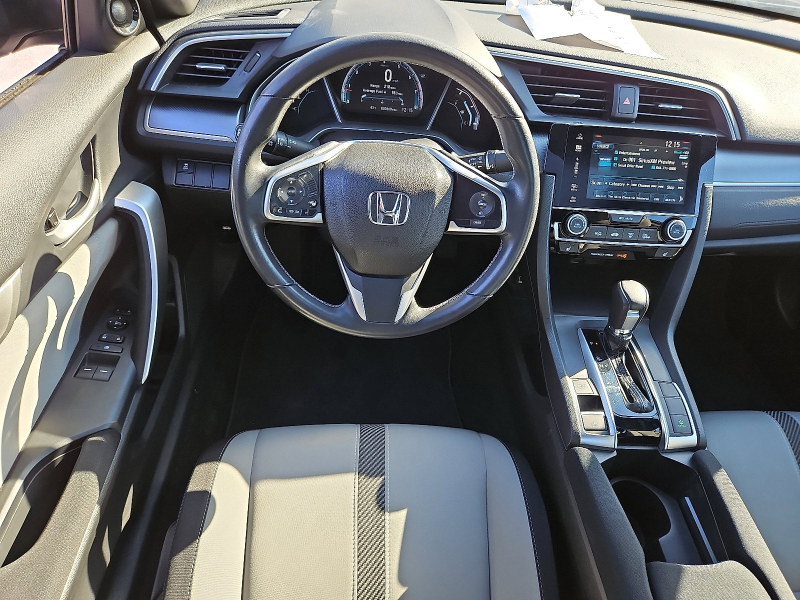 Used 2018 Honda Civic EX-T image 9