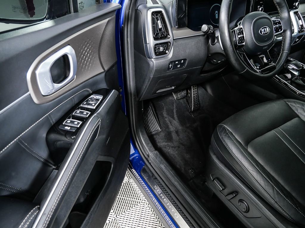 Used 2021 Kia Sorento SX image 8