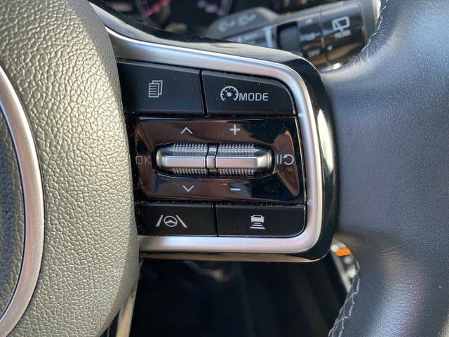 Certified 2022 Kia Sorento SX image 32