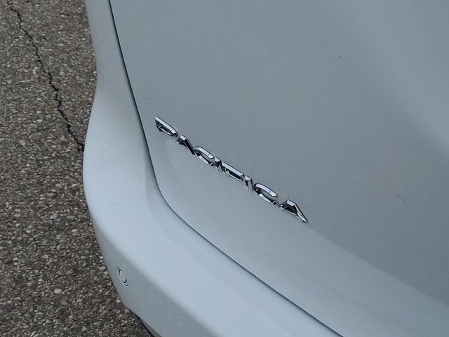 Used 2026 Chrysler Pacifica Select FWD image 32