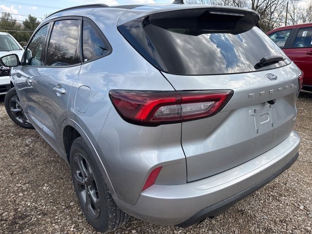 Used 2024 Ford Escape ST-Line image 5