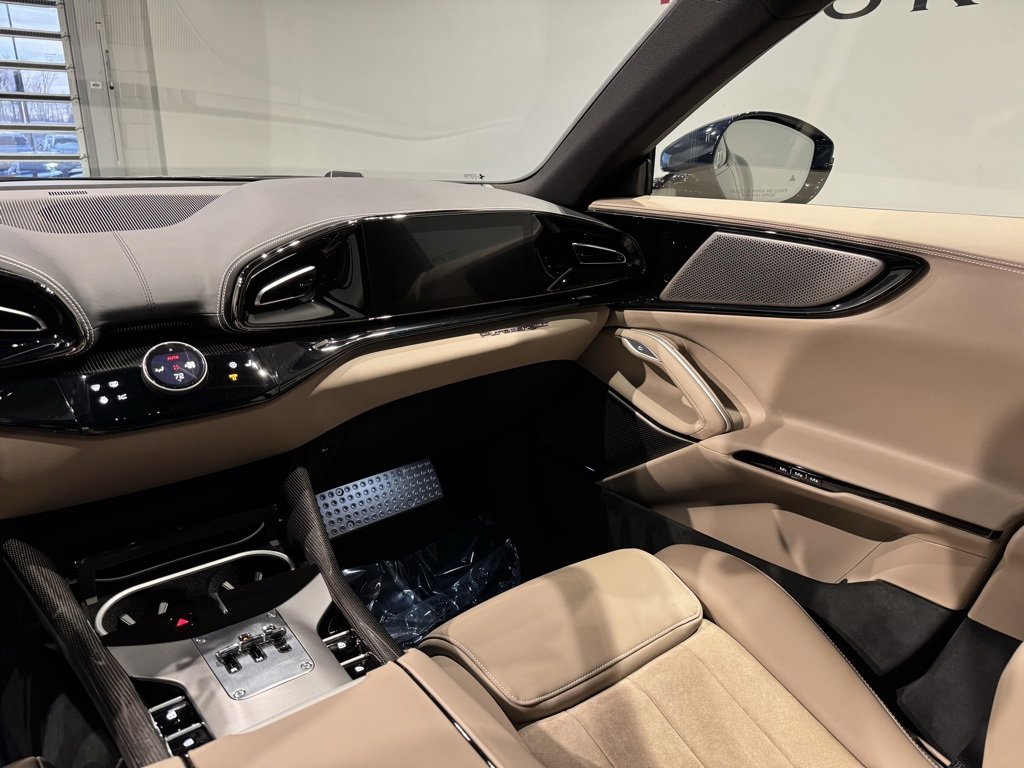 Used 2024 Ferrari Purosangue image 24