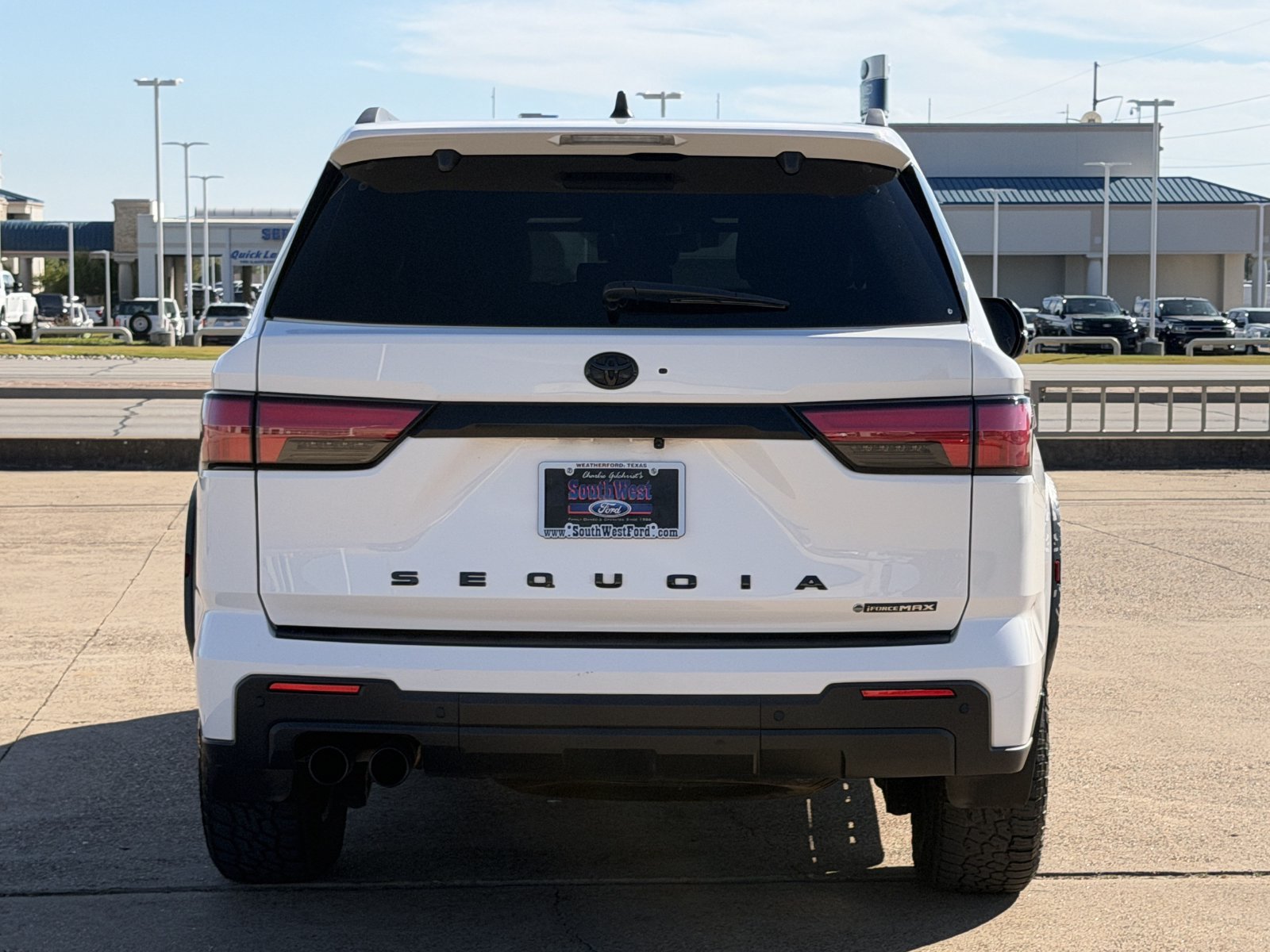 Used 2025 Toyota Sequoia TRD Pro AWD/4WD image 5