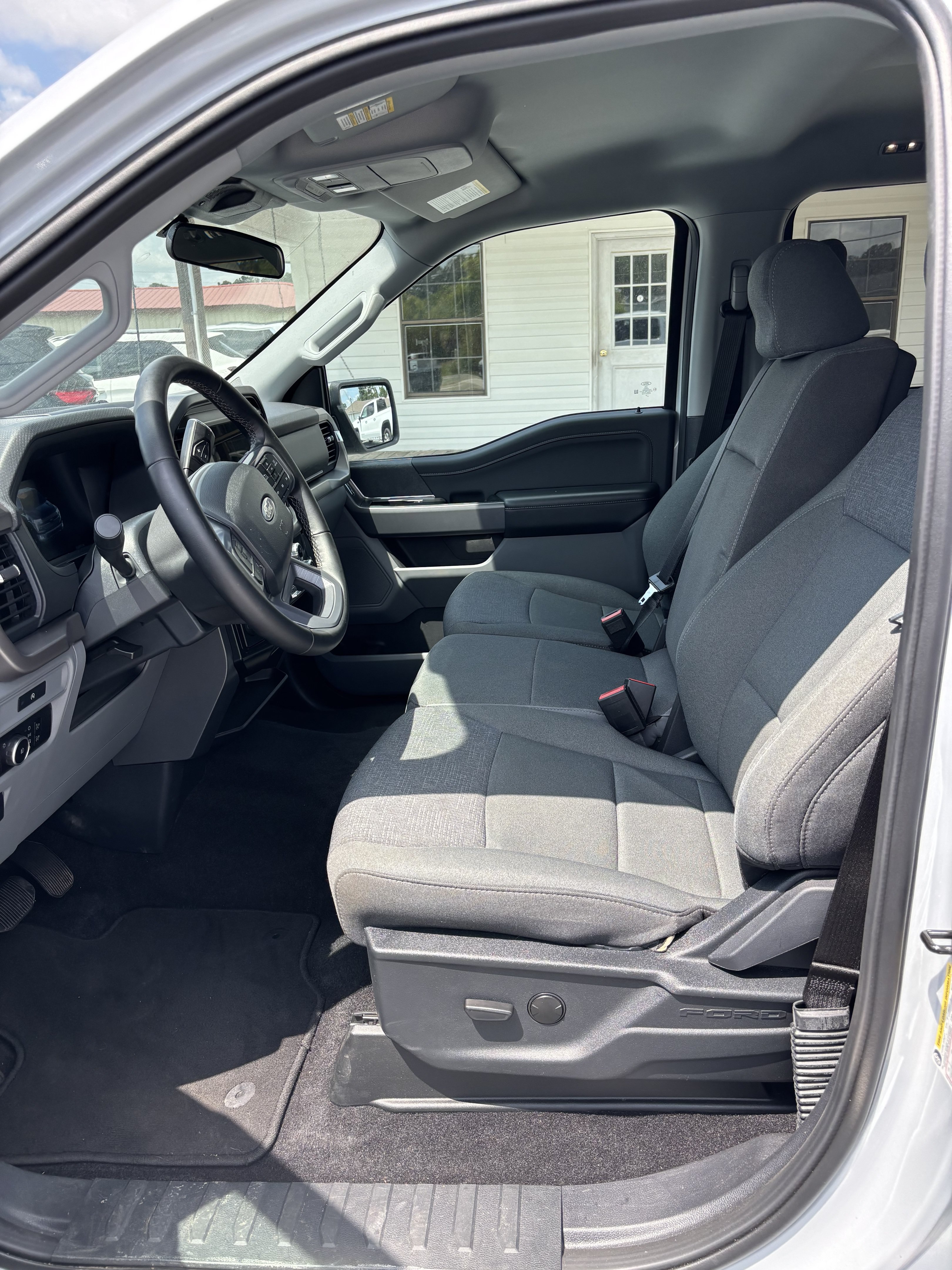 Used 2025 Ford F150 XLT w/ Equipment Group 301A Standard RWD image 8