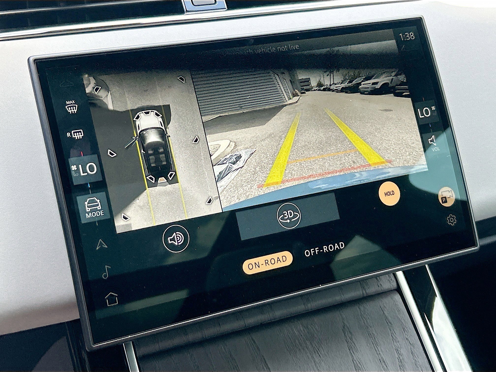 Used 2026 Land Rover Range Rover Evoque S image 25