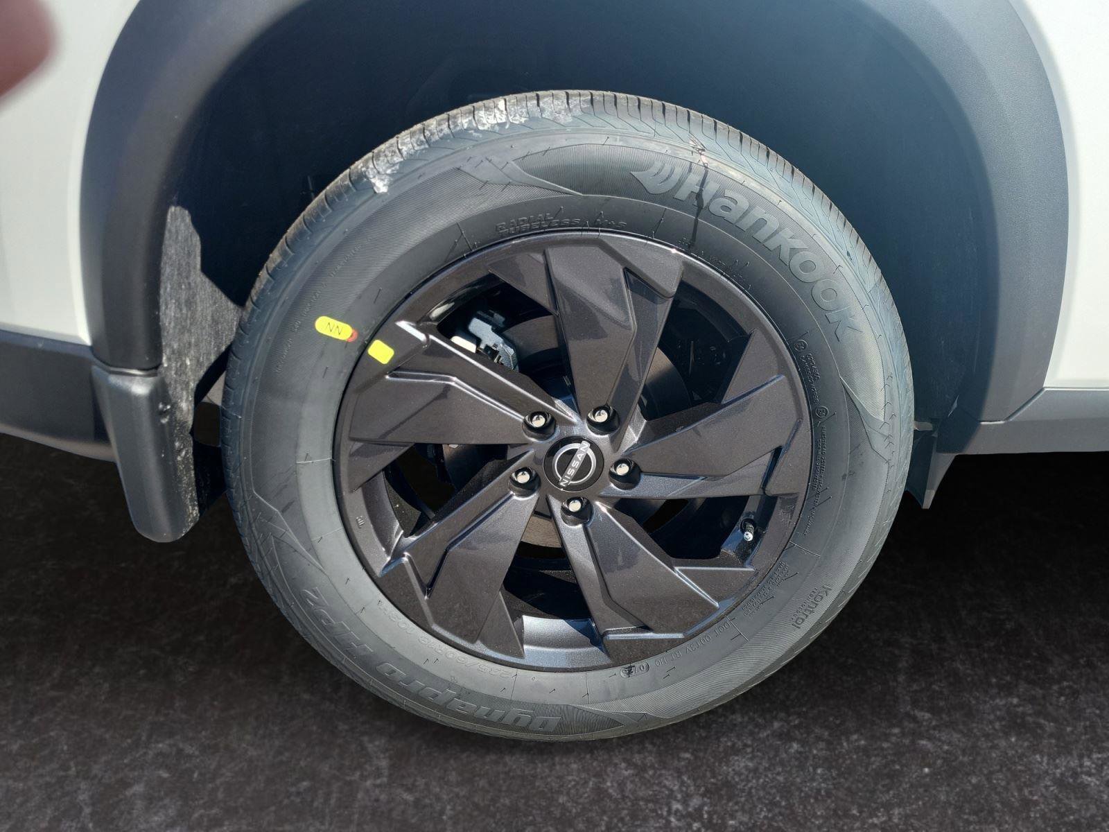 New 2026 Nissan Rogue SV image 28