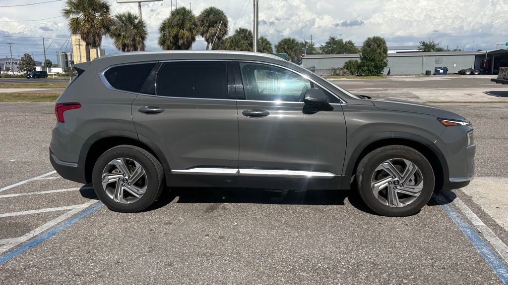 Used 2021 Hyundai Santa Fe SEL w/ Convenience Package FWD image 2
