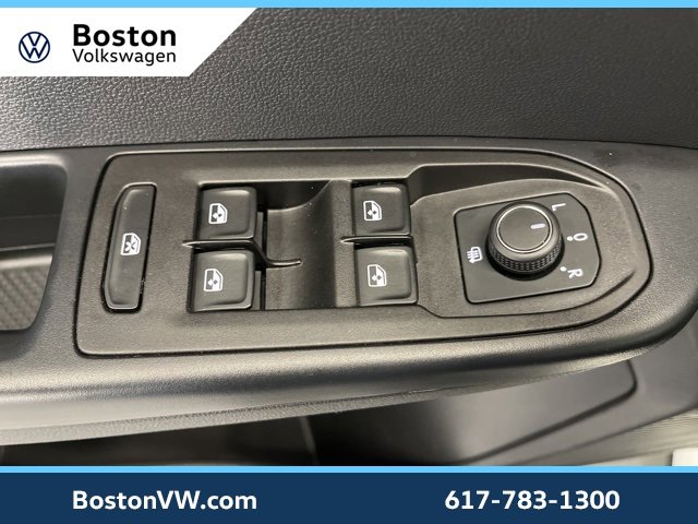 Used 2025 Volkswagen Taos SEL w/ Black Wheel Plus Package image 24