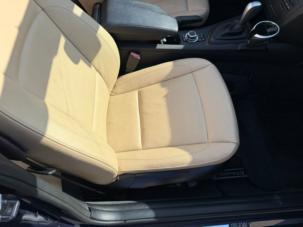 Used 2012 BMW 128i Convertible image 18
