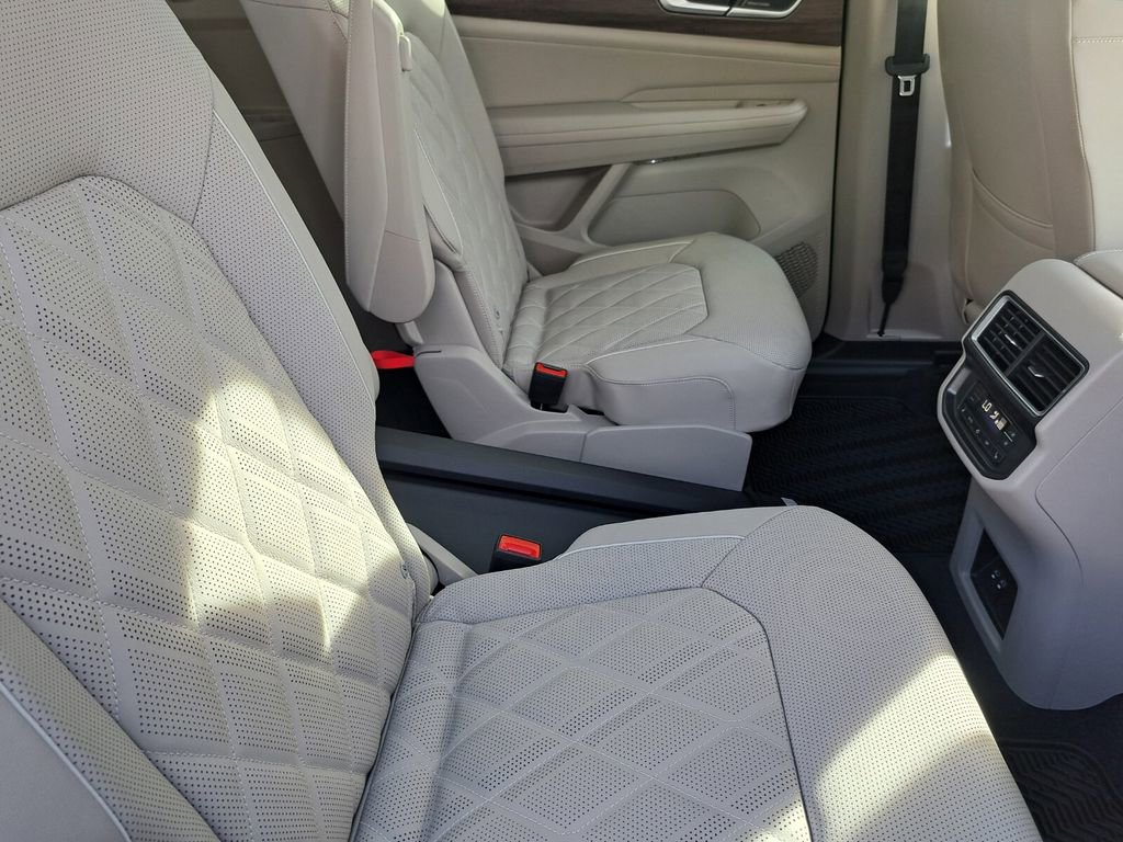 New 2026 Volkswagen Atlas SEL Premium R-Line image 22