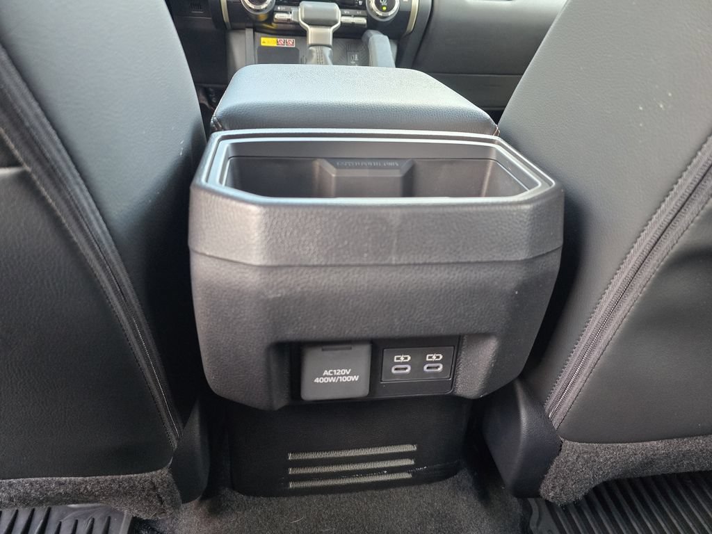Used 2024 Toyota Tacoma Limited w/ Limited Package (LT) AWD/4WD image 26