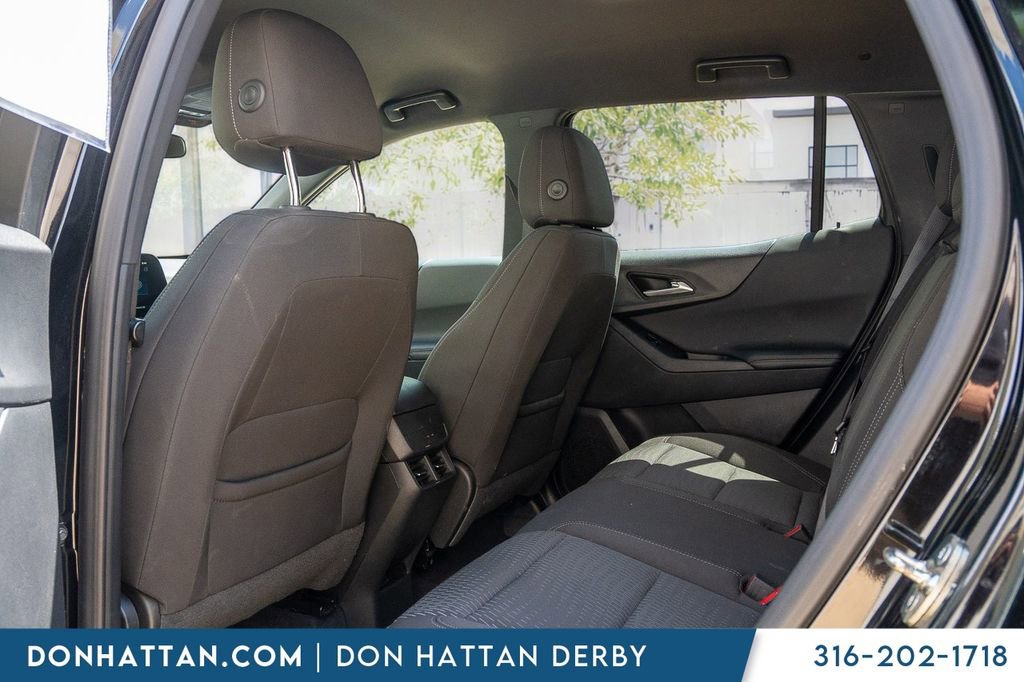 Used 2025 Chevrolet Equinox LT FWD image 18