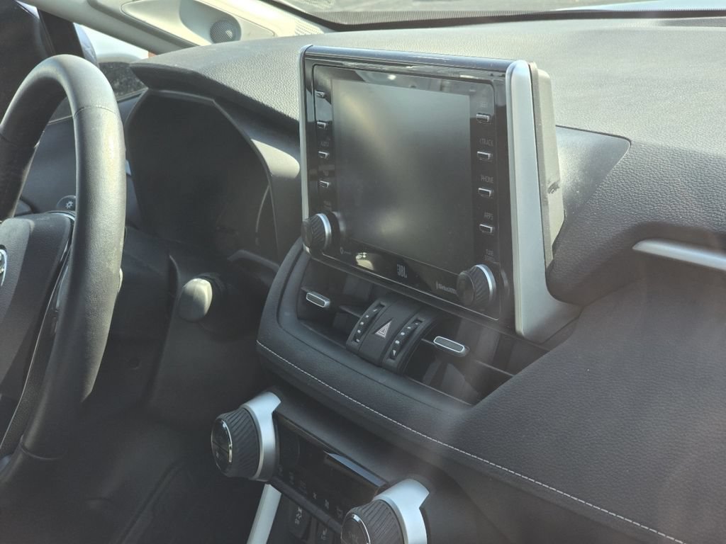 Certified 2020 Toyota RAV4 XLE Premium AWD/4WD image 12