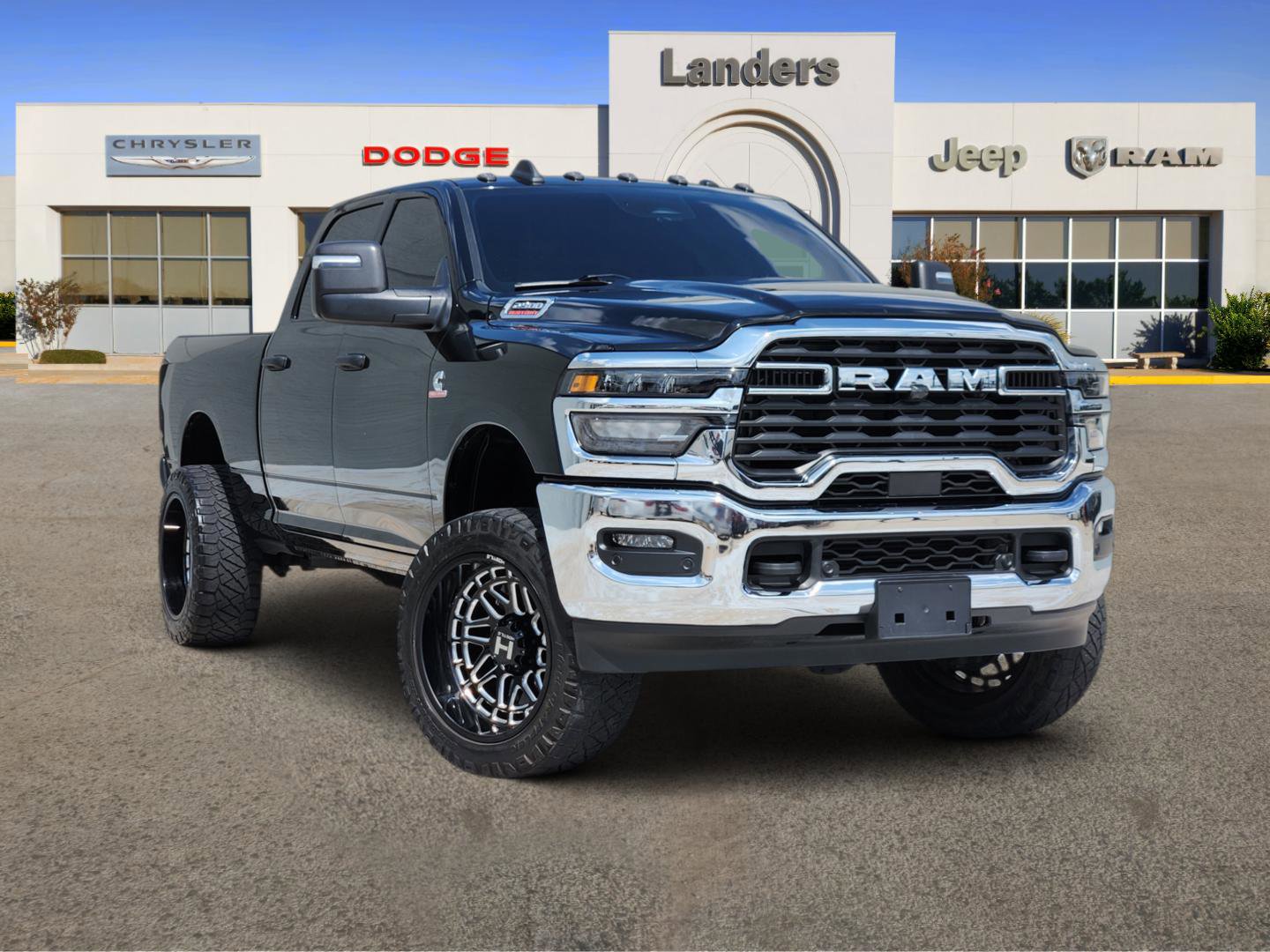 Used 2025 RAM 2500 Tradesman AWD/4WD image 1