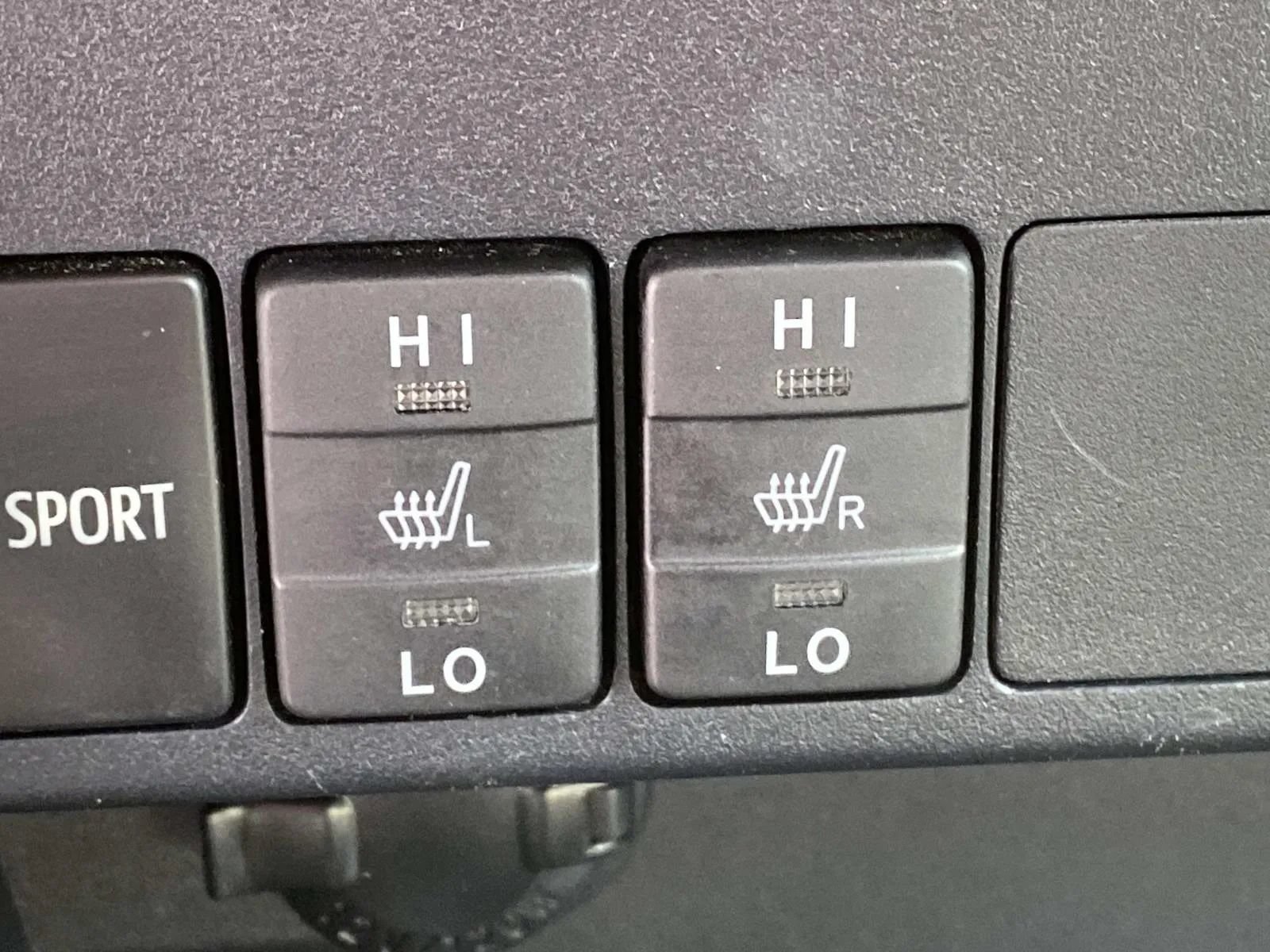 Used 2017 Toyota RAV4 Limited FWD image 29