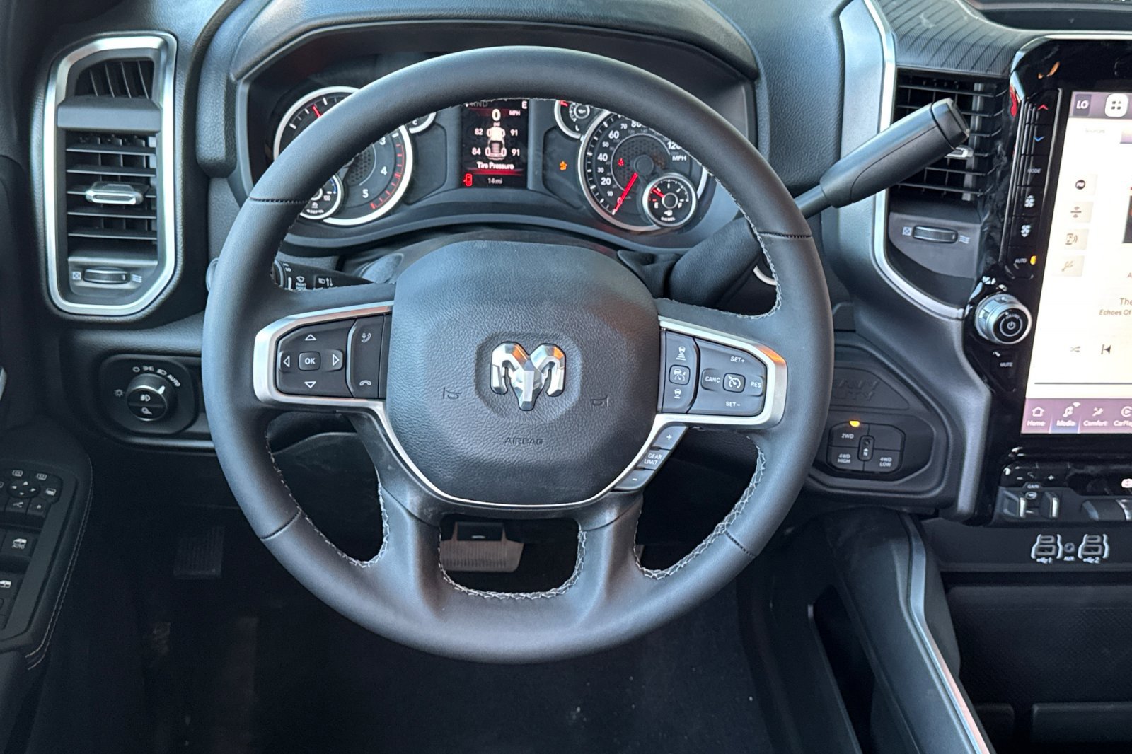 New 2026 RAM 3500 Big Horn AWD/4WD image 13