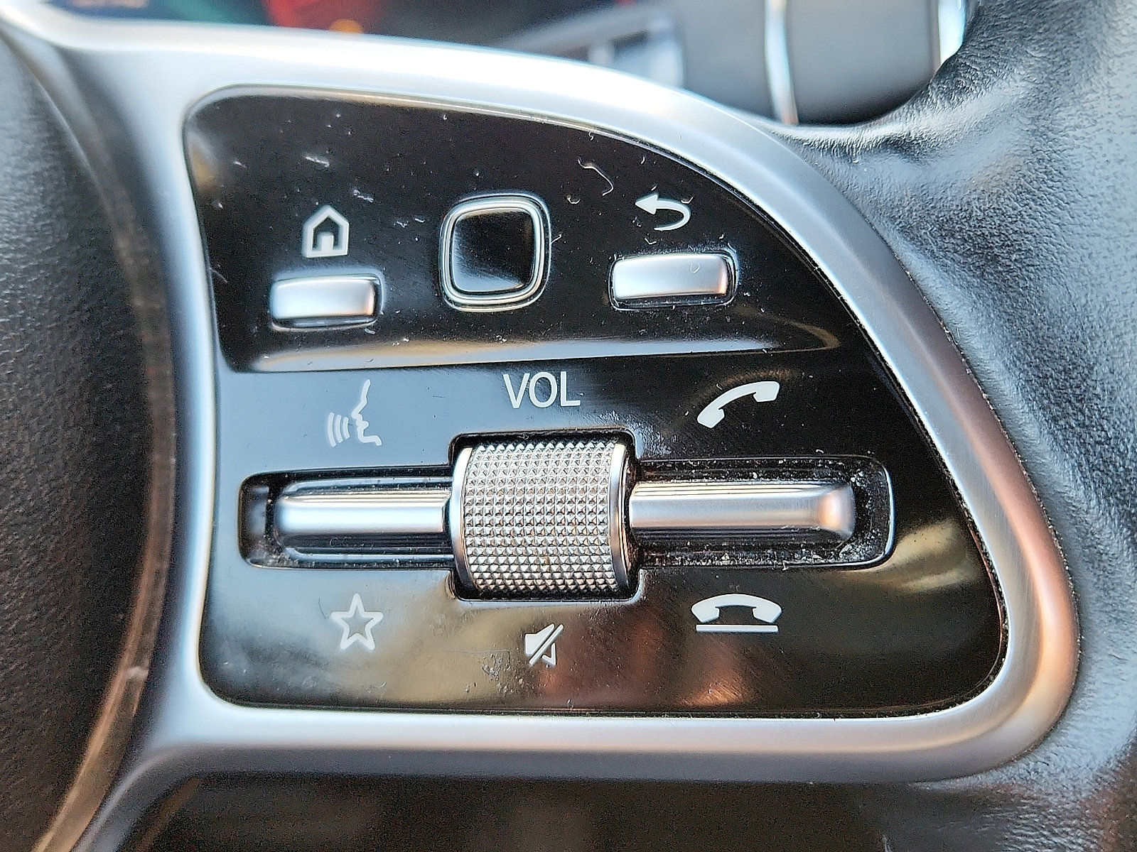 Used 2021 Mercedes-Benz C 300 4MATIC Sedan w/ AMG Line image 22