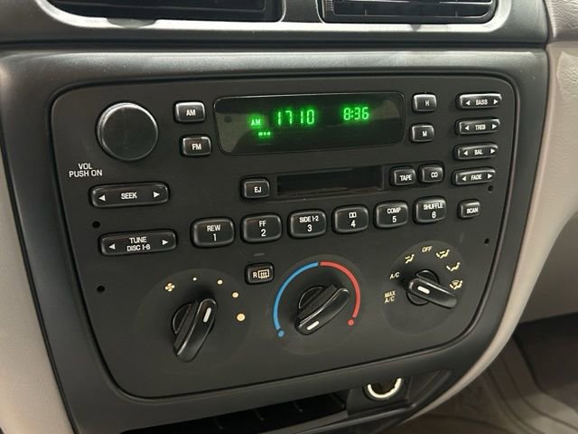 Used 2000 Ford Taurus SES FWD image 17