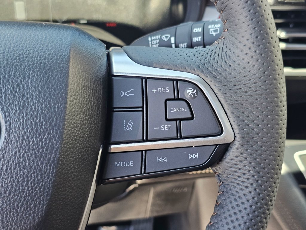 New 2026 Toyota Sienna Limited AWD/4WD image 31