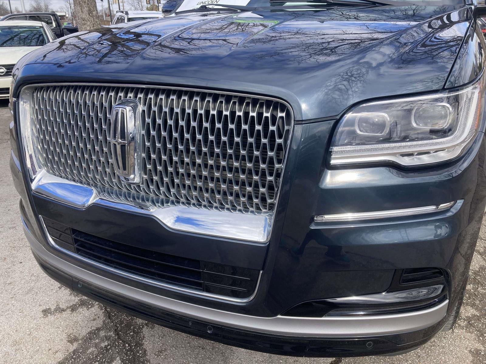 Certified 2022 Lincoln Navigator Reserve image 10