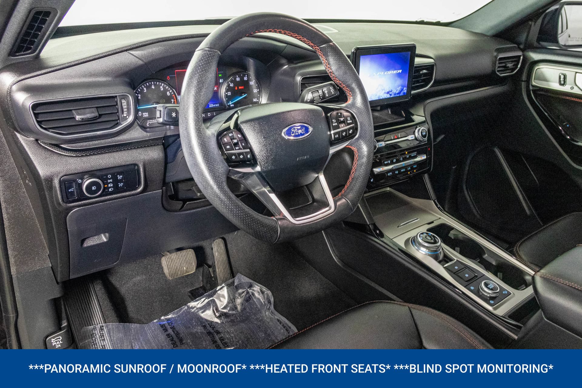 Used 2023 Ford Explorer ST-Line AWD/4WD image 4