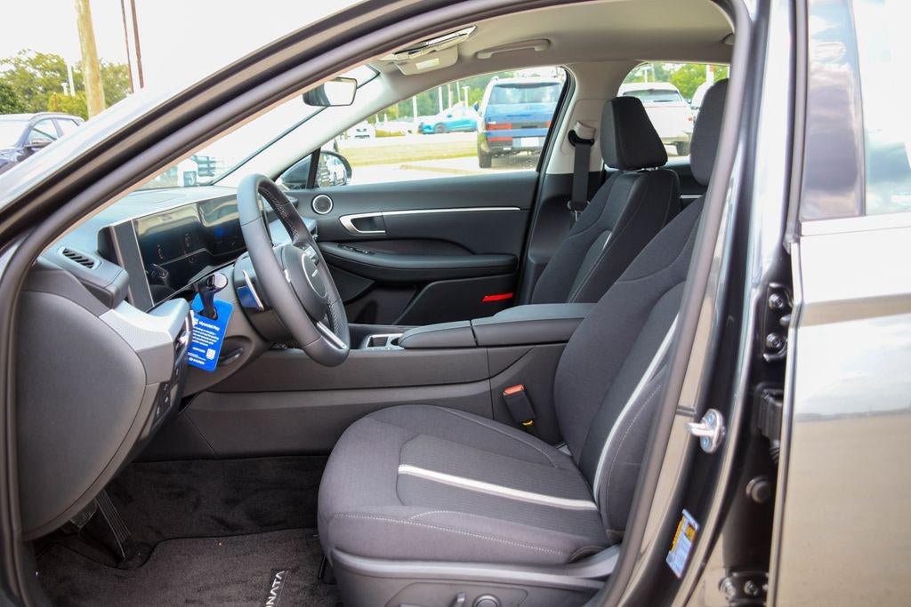 New 2026 Hyundai Sonata SEL FWD image 7