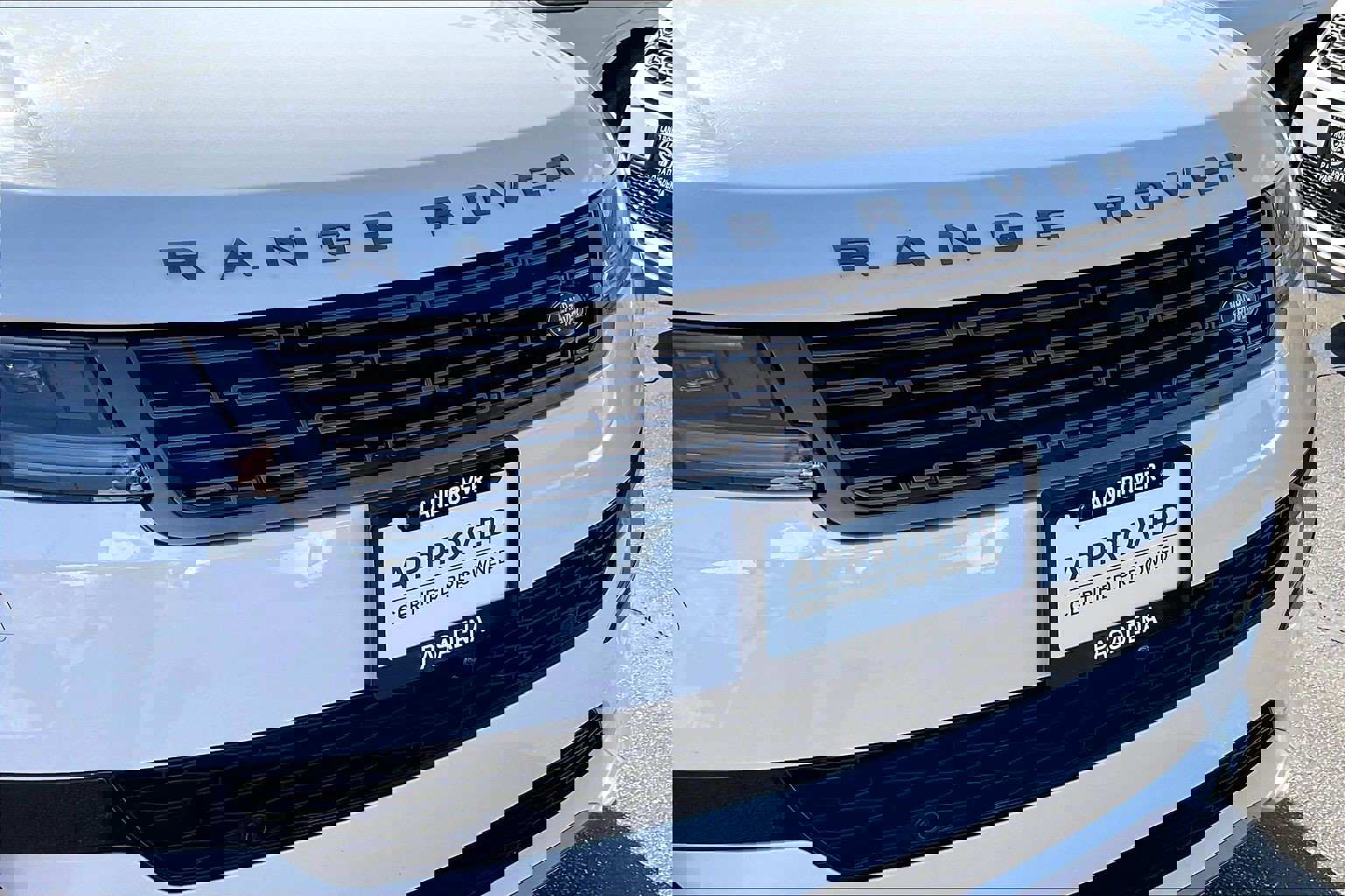 Certified 2024 Land Rover Range Rover Sport Dynamic SE image 30