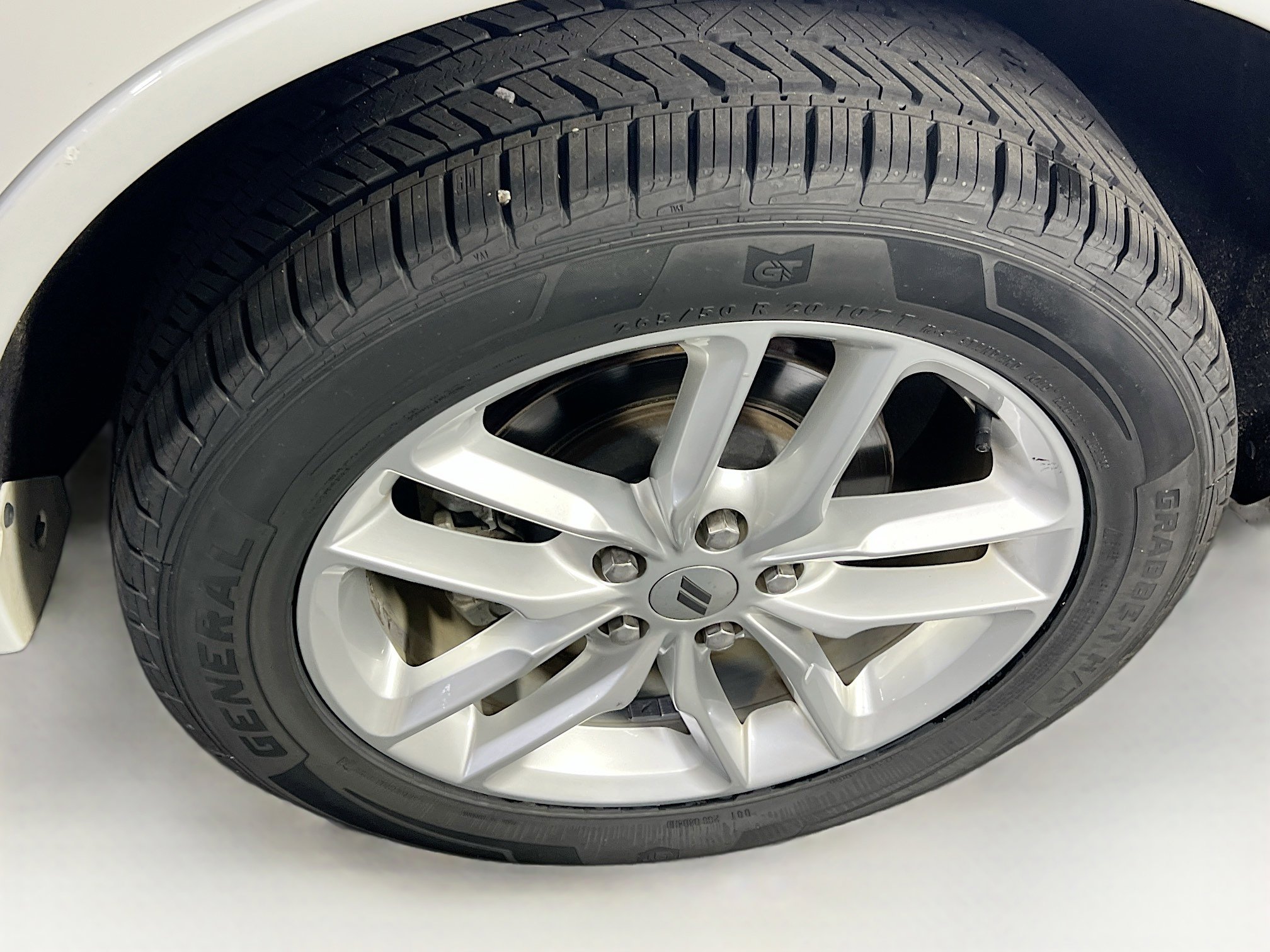 Used 2022 Dodge Durango GT image 31