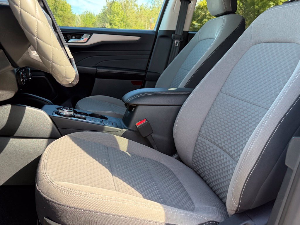 Certified 2021 Ford Escape SE FWD image 15