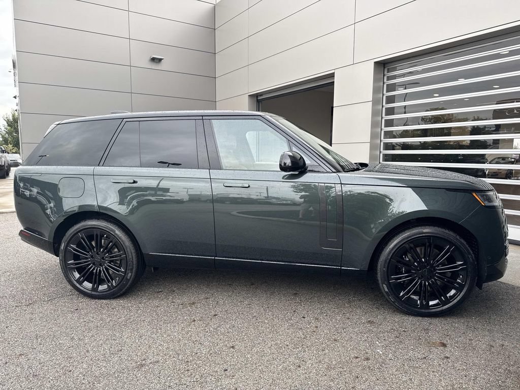 New 2026 Land Rover Range Rover SE AWD/4WD image 9