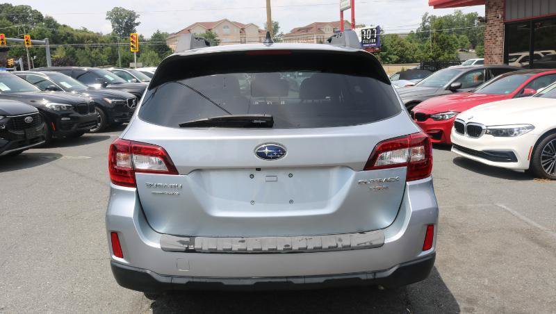 Used 2017 Subaru Outback 3.6R Limited AWD/4WD image 5