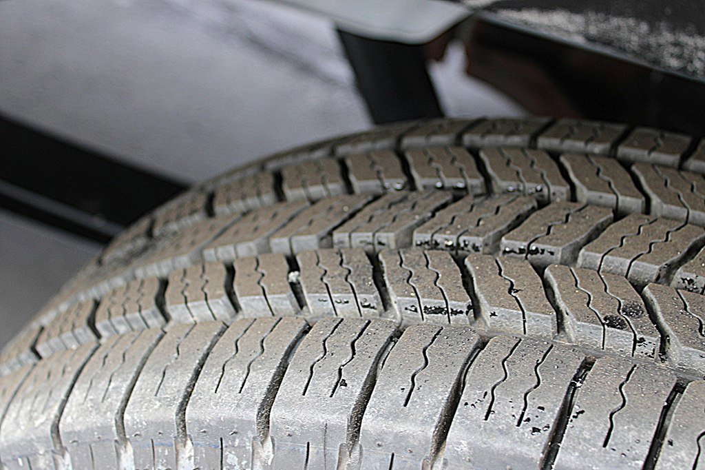 Used 2023 Ford Transit 250 148 High Roof w/ Load Area Protection Package image 28