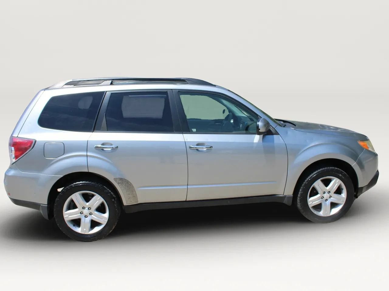 Used 2010 Subaru Forester 2.5X Premium w/ Popular Equipment Group 1A AWD/4WD image 12
