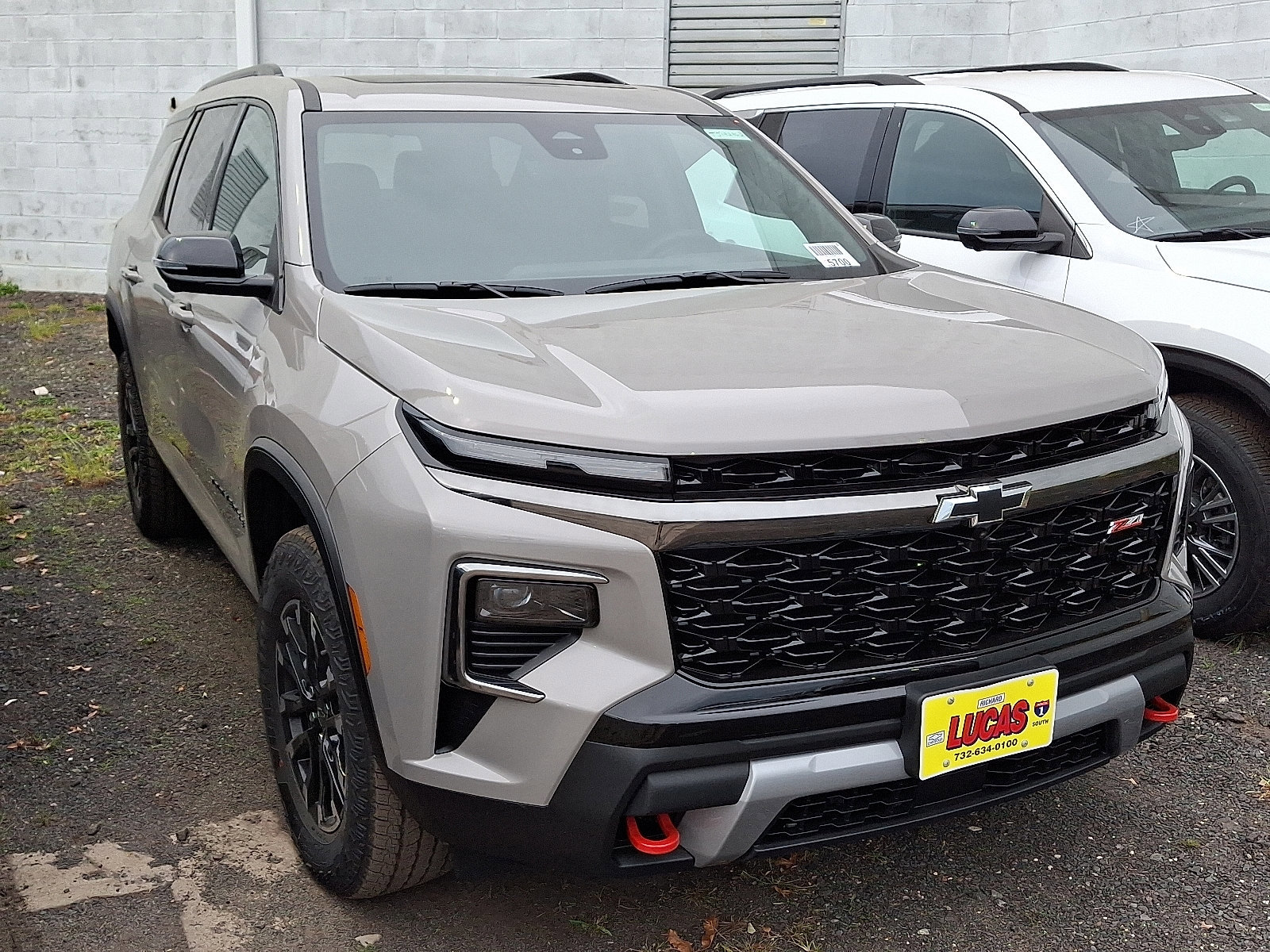 New 2026 Chevrolet Traverse Z71 w/ Driver Confidence Package image 3