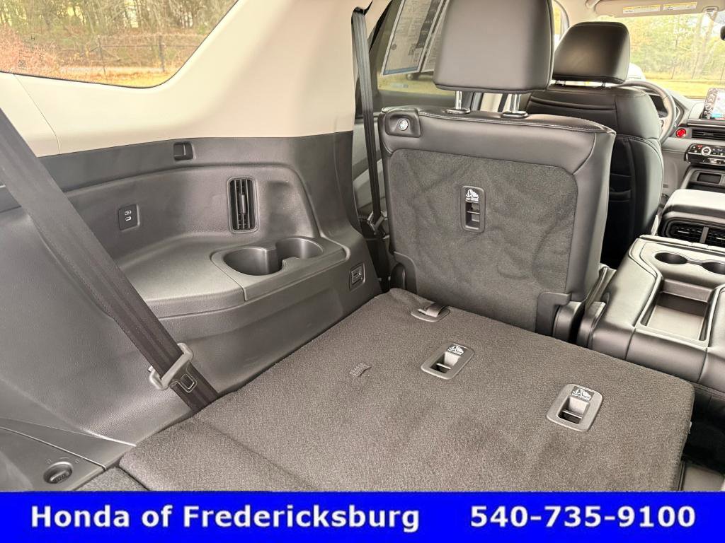 Certified 2025 Honda Pilot Elite image 26