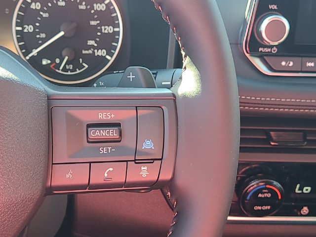 New 2027 Nissan Rogue SV w/ Cold Weather Package AWD/4WD image 17