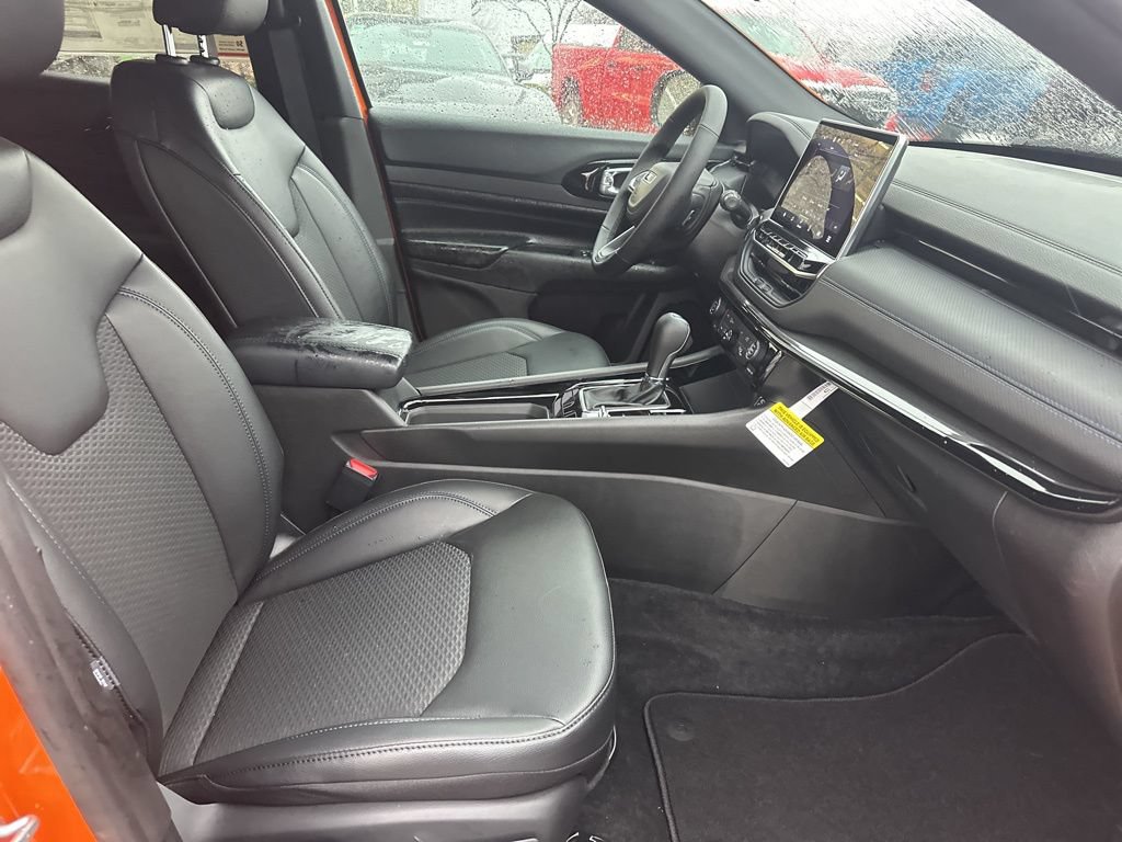 New 2026 Jeep Compass Latitude AWD/4WD image 54