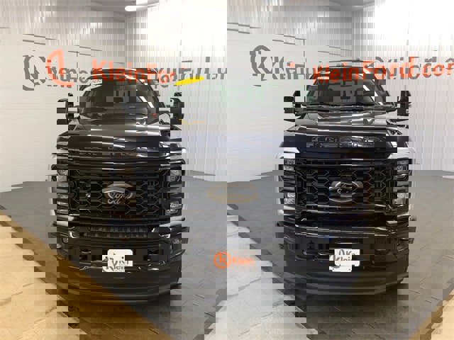 New 2025 Ford F250 Lariat w/ Lariat Ultimate Package image 2