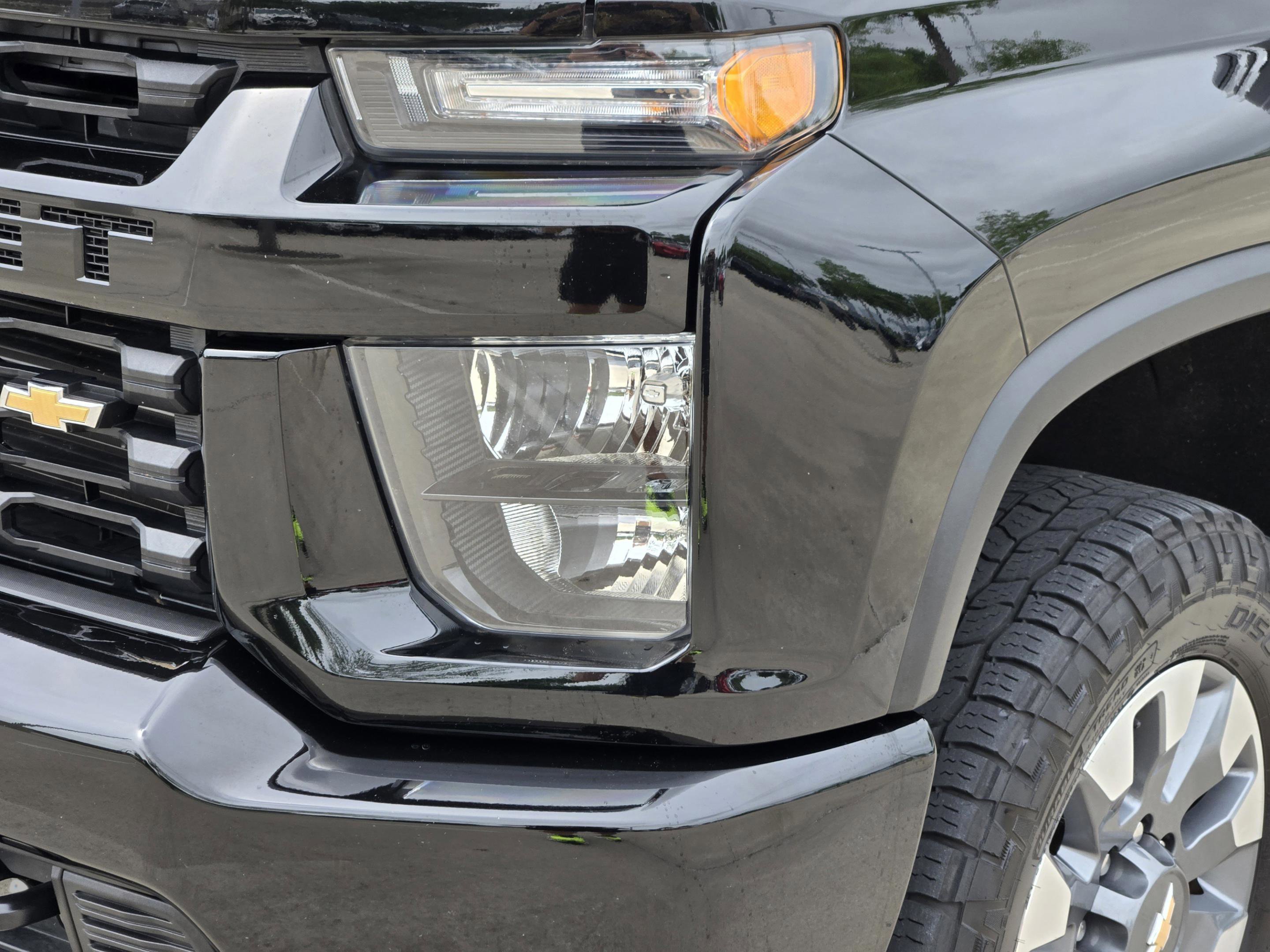 Used 2023 Chevrolet Silverado 2500 Custom w/ Custom Value Package image 33