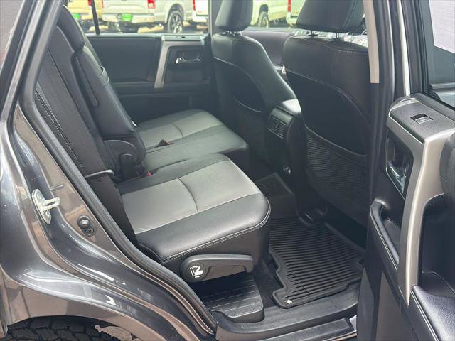 Certified 2023 Toyota 4Runner SR5 Premium w/ Moonroof Package AWD/4WD image 27