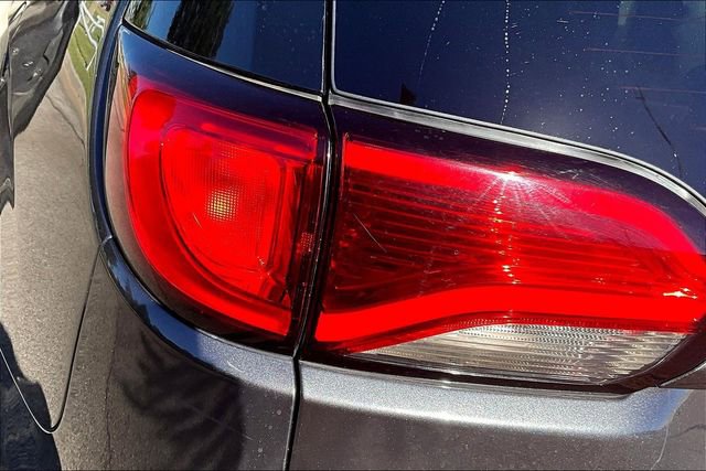 Used 2020 Chrysler Pacifica Touring-L image 31