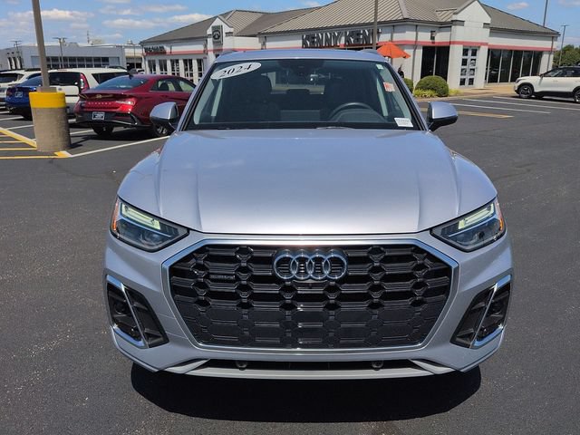 Used 2024 Audi Q5 2.0T Premium Plus AWD/4WD image 2