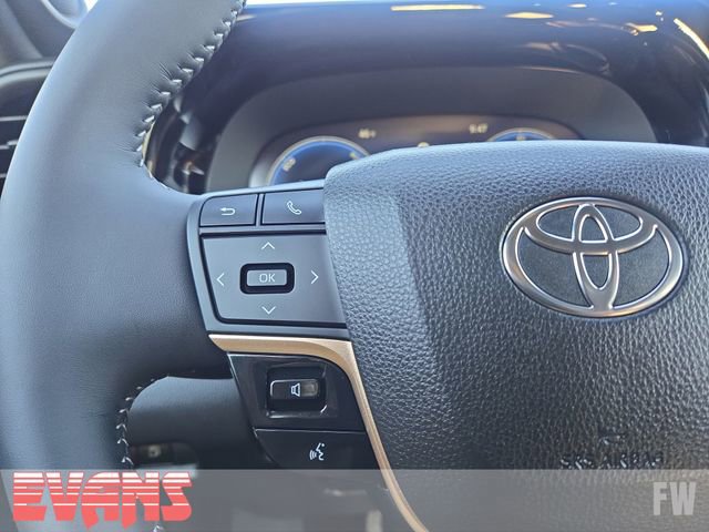 New 2026 Toyota Crown Platinum image 16