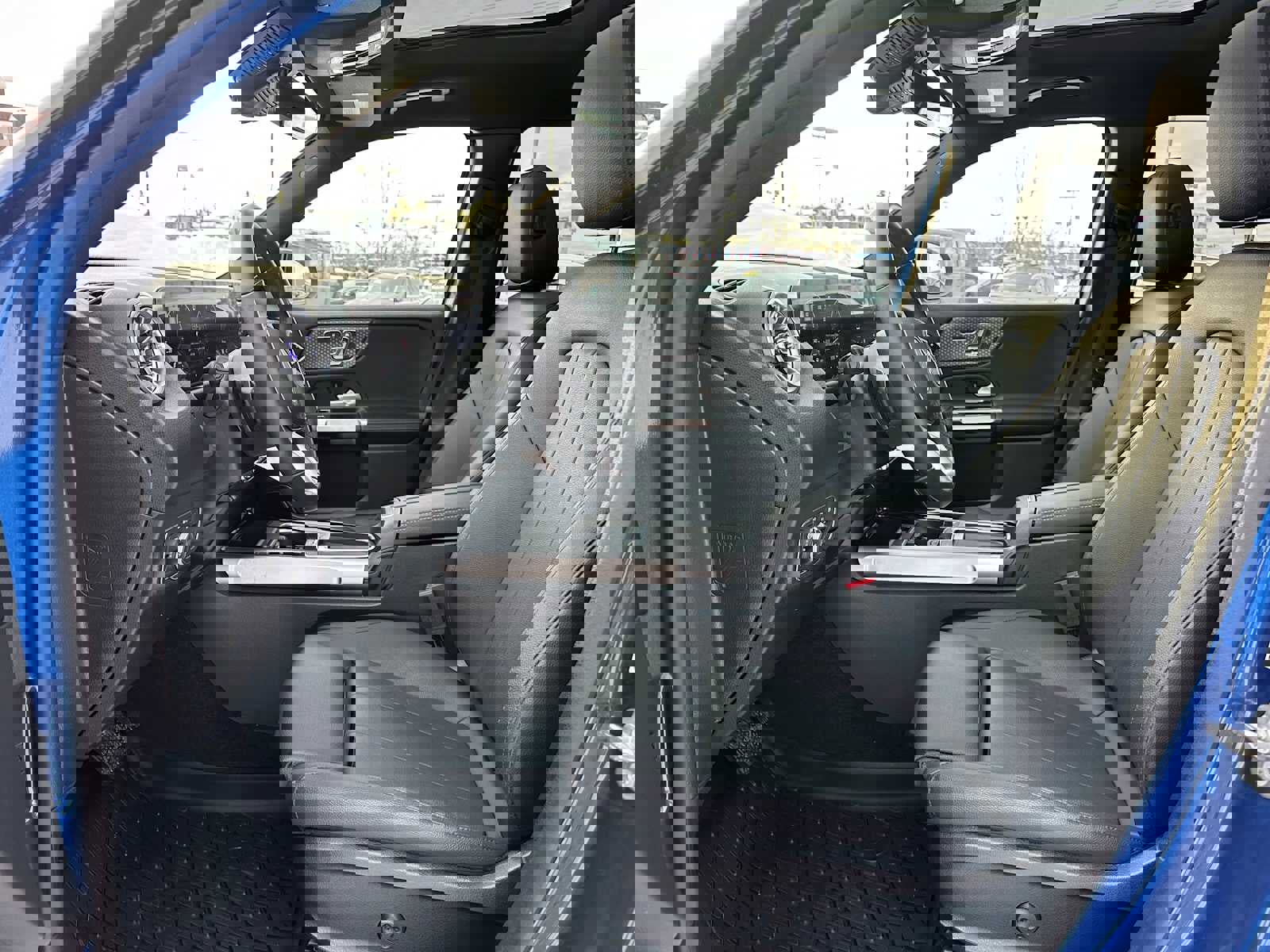 Used 2024 Mercedes-Benz GLB 250 4MATIC image 20