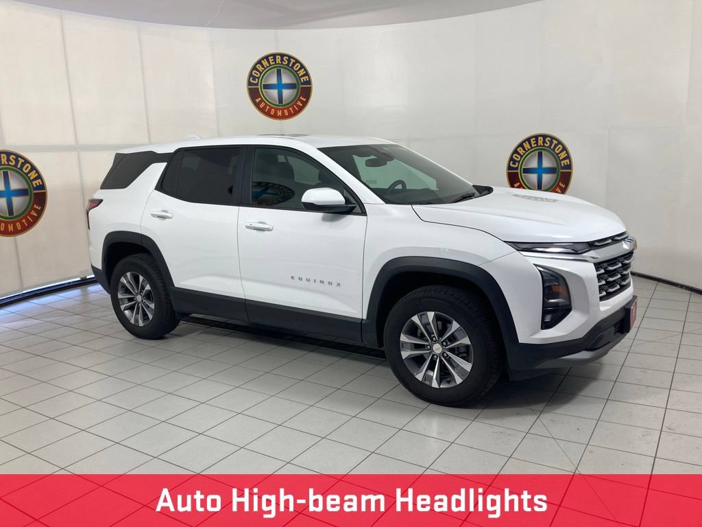 Used 2026 Chevrolet Equinox LT AWD/4WD image 18