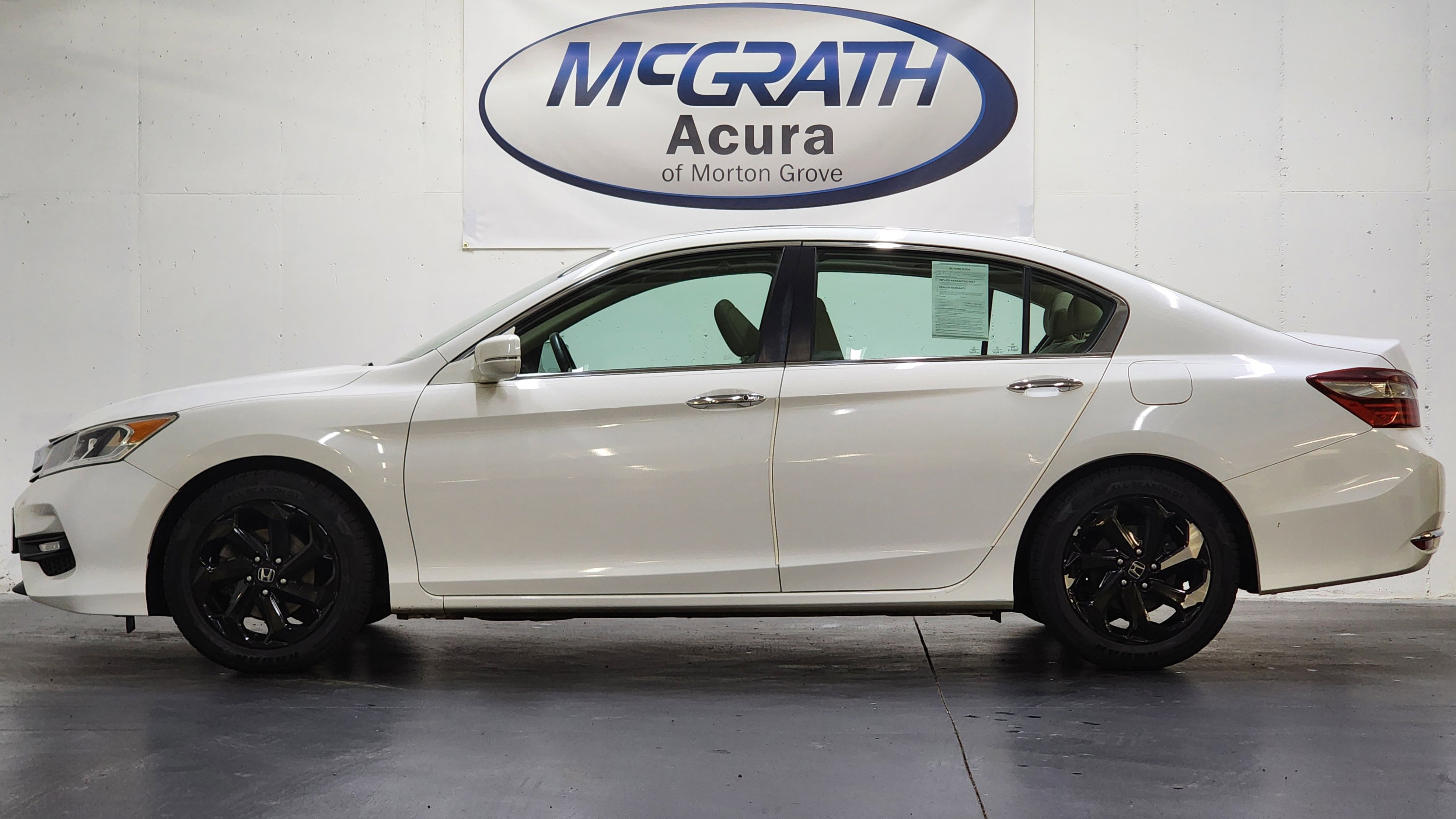 Used 2017 Honda Accord EX-L image 10