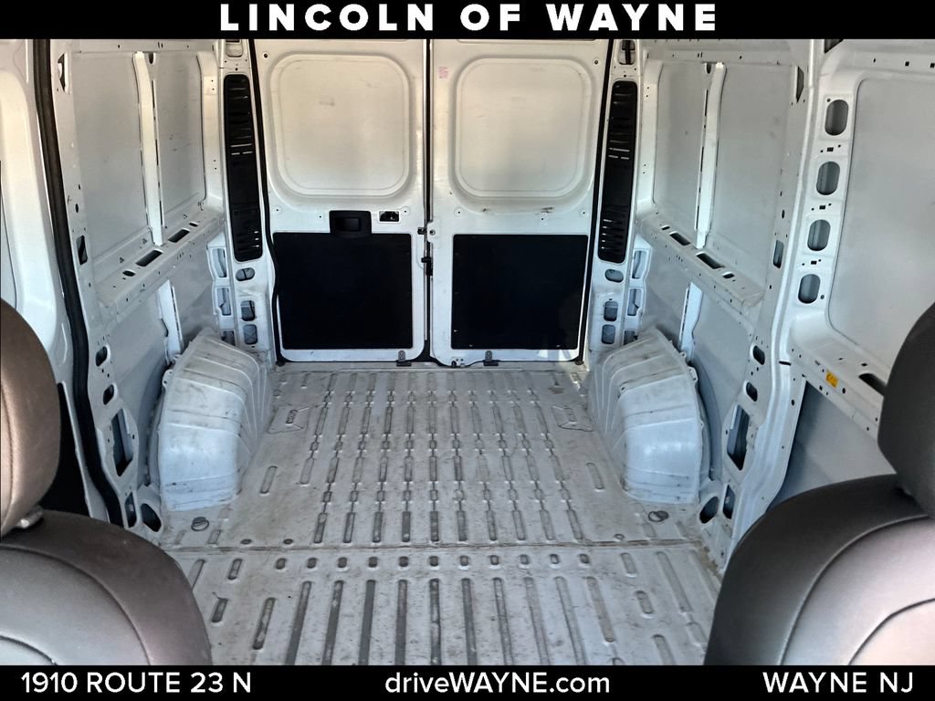 Used 2024 RAM ProMaster 2500 w/ Convenience Group FWD image 14